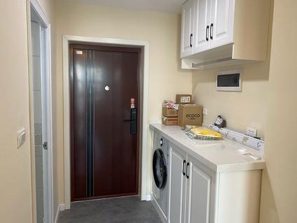 焦作总部新城1室1厅42平高楼层/共16层