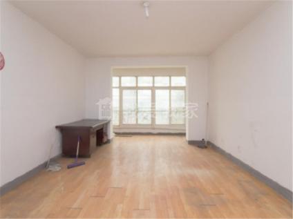 南京翠屏东南3室2厅124.48平低楼层/共5层