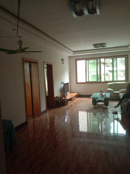 重庆南大街(荣昌)3室2厅108.8平中楼层/共8层