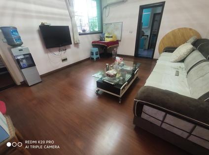 北京南大街(荣昌)1室1厅54平高楼层/共5层