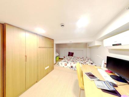 北京国贸中心领寓2室1厅51.92平高楼层/共33层