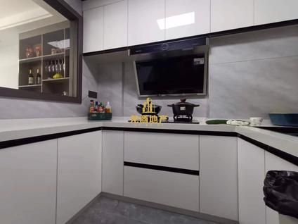 北京龙港东方世贸广场3室2厅60平中楼层/共17层