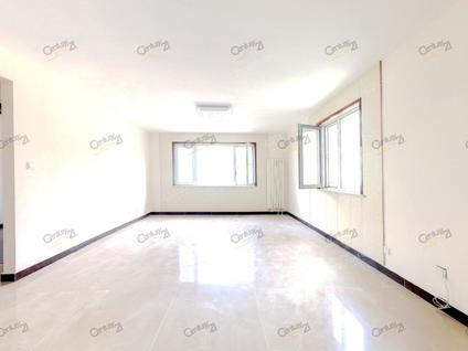 北京明湖小区4室2厅144平低楼层/共13层