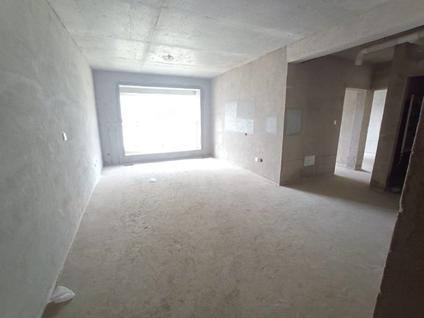 烟台海怡城2室2厅89平低楼层/共23层