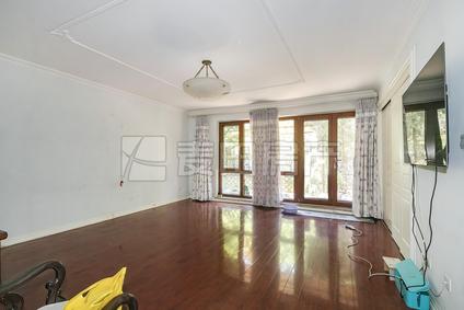 北京康斯丹郡3室2厅233.94平低楼层/共6层