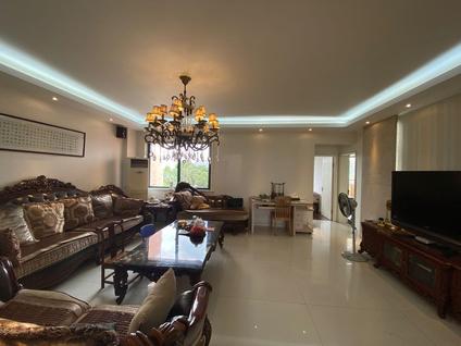 北京华鑫香港城4室2厅150平低楼层/共21层