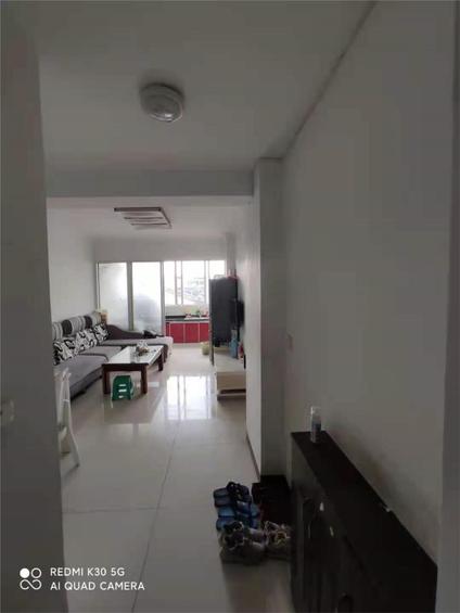 宜宾和兴时代名筑2室2厅72平低楼层/共18层