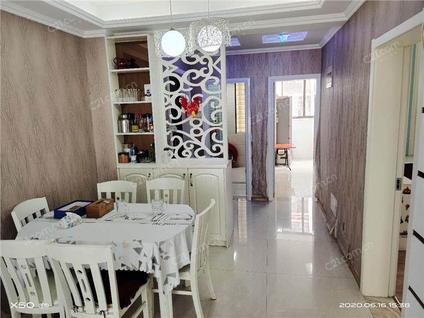 六安腾逸水岸名城2室2厅93平低楼层/共18层