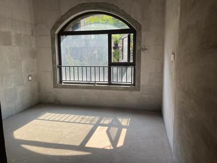 宜宾邦泰国际社区北区5室2厅139平低楼层/共2层