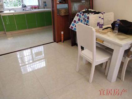 北京香樟苑(西苑)3室2厅140平低楼层/共6层