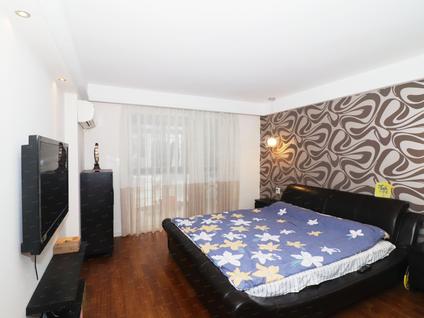 北京之江花园3室2厅141.22平中楼层/共9层