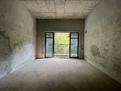 江门珑山居5室2厅327平低楼层/共5层