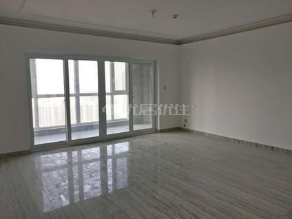 渭南碧桂园翡翠公馆4室2厅195平高楼层/共32层