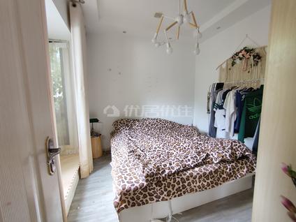 昆明丰宁馨园2室2厅83平低楼层/共12层