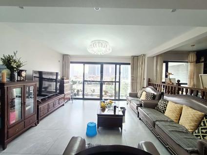 昆明百大国际花园5室2厅187.71平高楼层/共9层