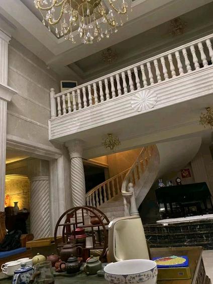 北京燊荣豪庭6室3厅550平低楼层/共2层