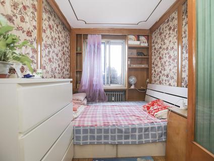 北京果园小区(通州)2室1厅73.07平中楼层/共6层