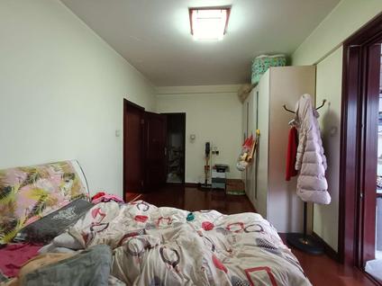 北京西整桃园小区4室2厅154.76平低楼层/共28层
