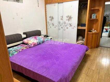 北京香山华庭3室2厅138平低楼层/共17层