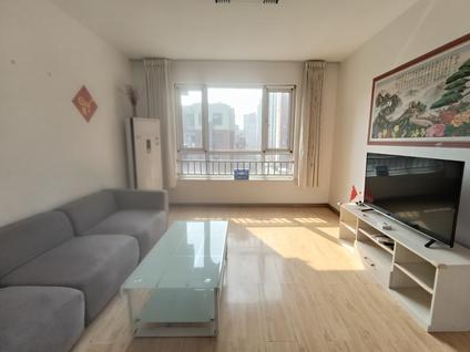 青岛银盛泰星河城(二期)3室2厅99平中楼层/共5层