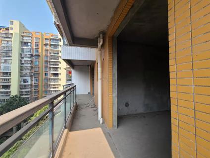 乐山东方丽都3室2厅98平低楼层/共18层