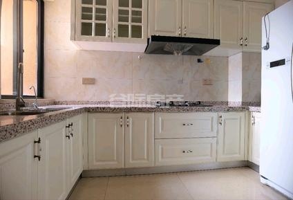 北京天久香格里拉2室2厅89平中楼层/共18层