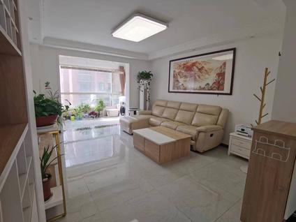 徐州蓝庭国际3室2厅118平中楼层/共5层