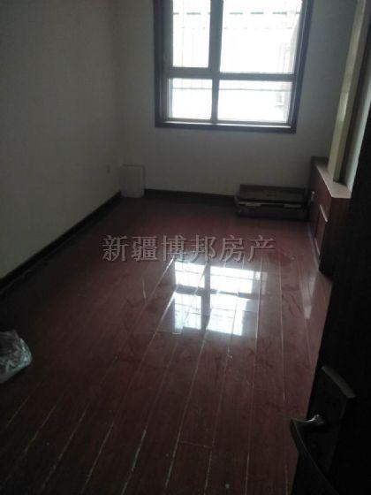 北京明润园小区4室2厅174平低楼层/共20层