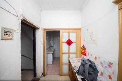 合肥商储小区2室1厅72平高楼层/共5层