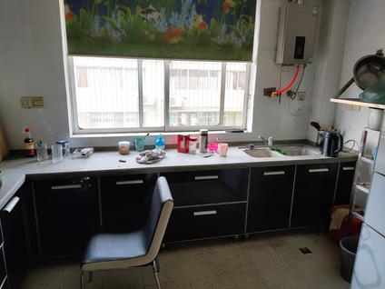 北京新苑小区(石峰)3室2厅143平中楼层/共6层