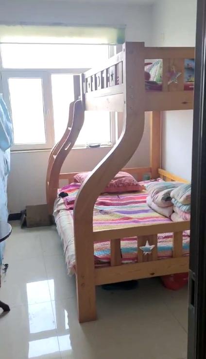 北京凤凰家园3室2厅109.82平低楼层/共18层