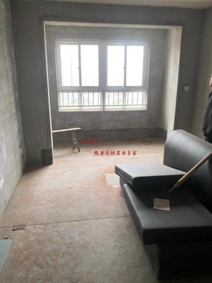 扬州古湄家苑1室1厅69.3平低楼层/共17层