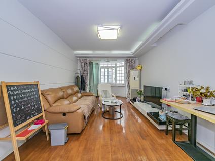上海冠浦花园3室2厅152.13平低楼层/共32层