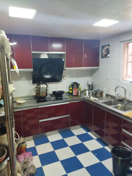 金华东岘新村4室2厅110平低楼层/共6层