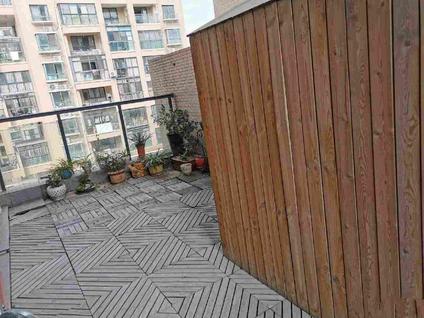 金华昌鑫北秀蓝湾4室2厅144平中楼层/共11层