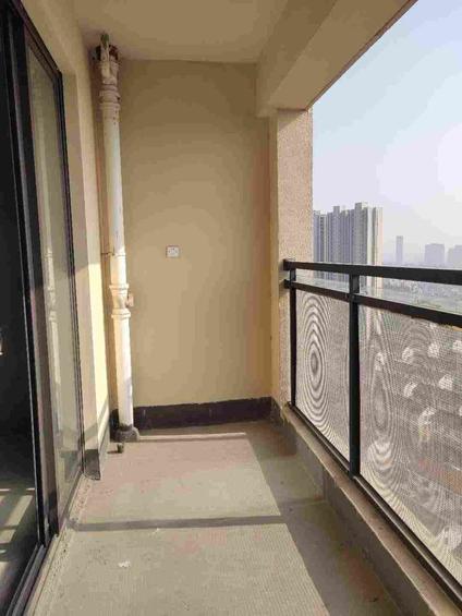 北京新联公寓(B区)3室2厅148平高楼层/共34层