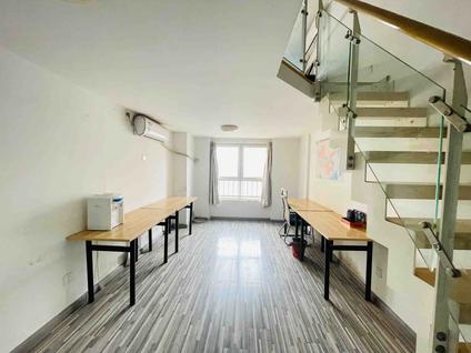 济南凤凰SOHO2室1厅41平低楼层/共22层
