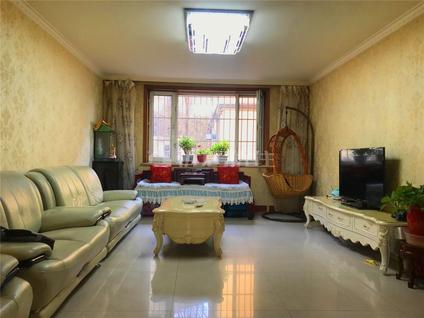 呼和浩特常青花园3室2厅113.23平低楼层/共6层