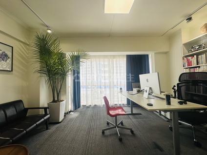 北京青春海岸公寓3室1厅136平低楼层/共12层