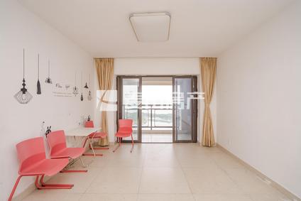 厦门禹洲尊海3室2厅75.17平高楼层/共33层