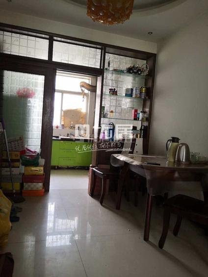 渭南针织厂家属院2室2厅102平中楼层/共6层