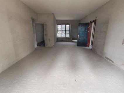 江门鹤山新华城4室2厅153平中楼层/共29层