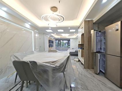 南京荣盛华府4室1厅144平低楼层/共6层