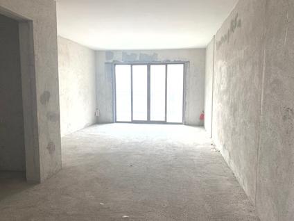 江门外海翡翠华府3室2厅115平中楼层/共17层