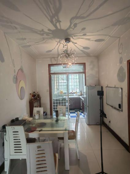 北京福泰新都城(东区)3室2厅133平低楼层/共6层