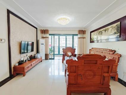 济南恒大绿洲3室2厅140平低楼层/共18层