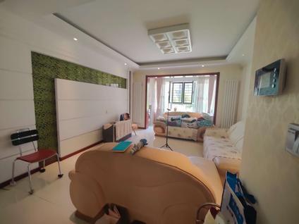 北京浩海城市春天3室2厅121.5平低楼层/共11层