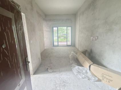 北京昆英绿洲3室2厅101平低楼层/共19层