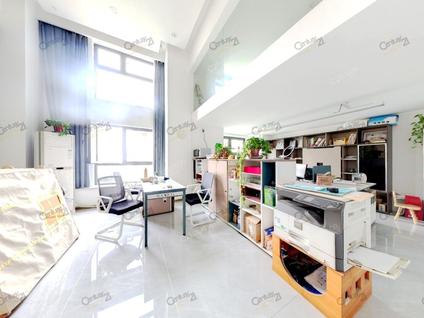 北京万科星空3室1厅82.07平中楼层/共18层