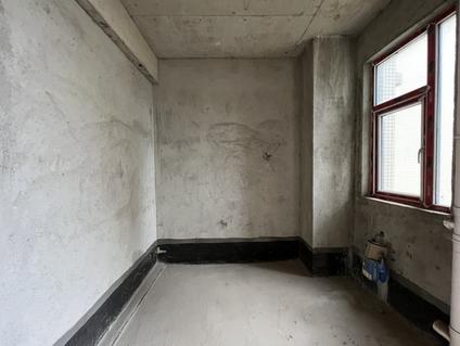 北京公园新城3室2厅127平中楼层/共24层